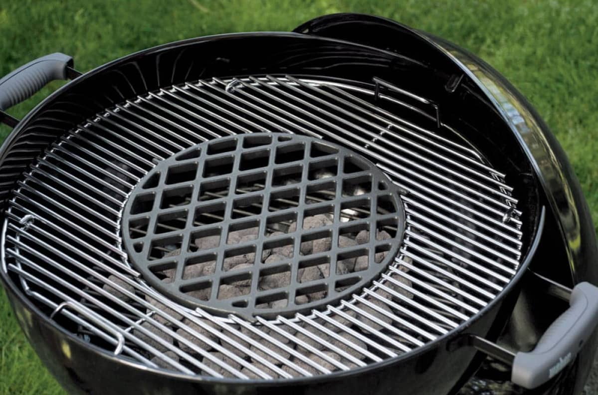 Решітка-вставка для гриля Weber із системою Gourmet BBQ System Решітка-вставка для гриля Weber із системою Gourmet BBQ System
