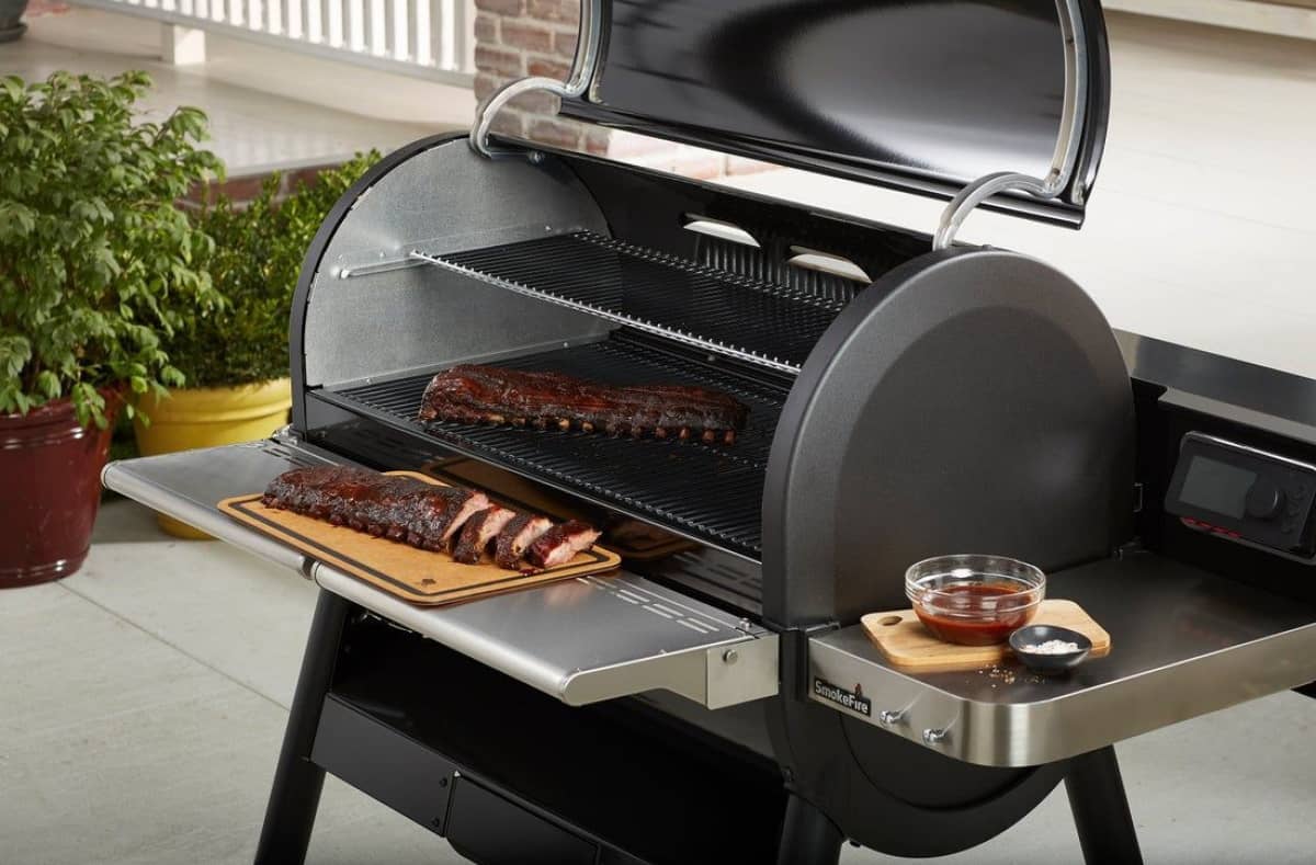 Столик для пелетних грилів Weber SmokeFire Столик для пелетних грилів Weber SmokeFire