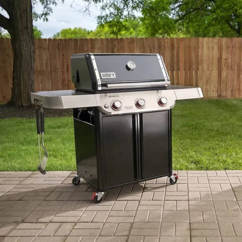 Газовий гриль Weber Genesis E-315 з кришкою Газовий гриль Weber Genesis E-315 з кришкою