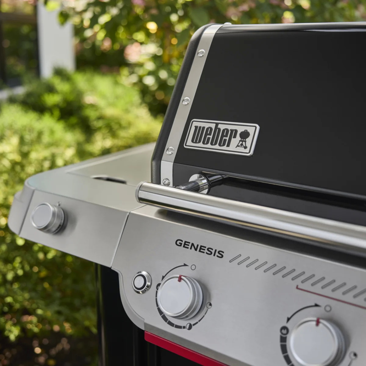 Газовий гриль Weber Genesis EP-335 з додатковою конфоркою Газовий гриль Weber Genesis EP-335 з додатковою конфоркою