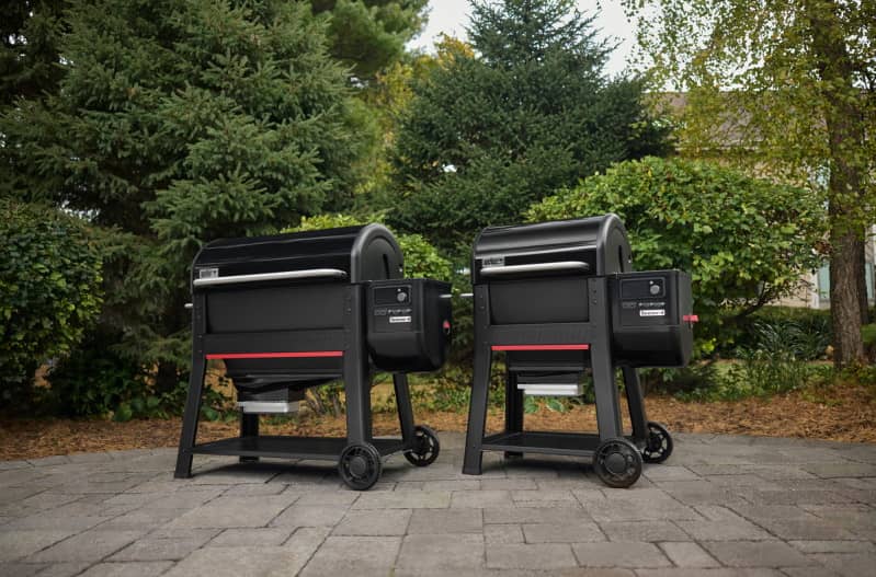 Гриль Weber Searwood XL 600 з великою зоною приготування Гриль Weber Searwood XL 600 з великою зоною приготування