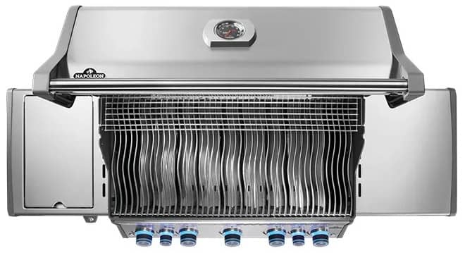 Газовий гриль Napoleon Rogue Pro-S 625, вигляд зверху Газовий гриль Napoleon Rogue Pro-S 625, вигляд зверху