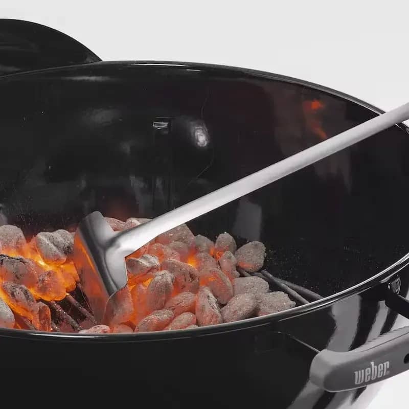 Розпал вугільних брикетів у грилі Weber Розпал вугільних брикетів у грилі Weber